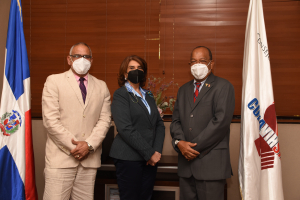 El gineco-obstetra cibaeño Julio Gonell asume como subdirector del CONAVIHSIDA