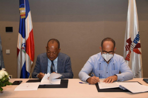 CONAVIHSIDA Firma acuerdo con Sociedad Ginecología y Obstetricia