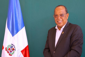 Enrique González, director del CONAVIHSIDA, felicita a la mujer dominicana en ocasión del Día Internacional de la Mujer
