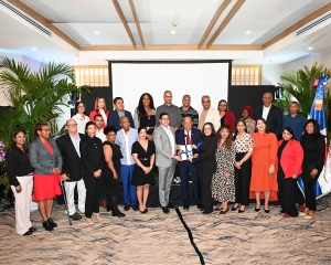 Enrique González rinde cuenta de su gestión en CONAVIHSIDA y presenta el Plan Estratégico Nacional 2025-2028 y la Encuesta de Vigilancia con Vinculación Serológica