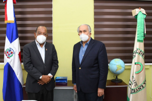 Doctor González visita a su homólogo García Ramírez en  encuentro de directores del CONAVIHSIDA y del CONAPE