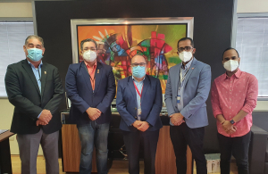 Director del SIUBEN recibe comisión del CONAVIHSIDA  por el bienestar de las personas viviendo con VIH